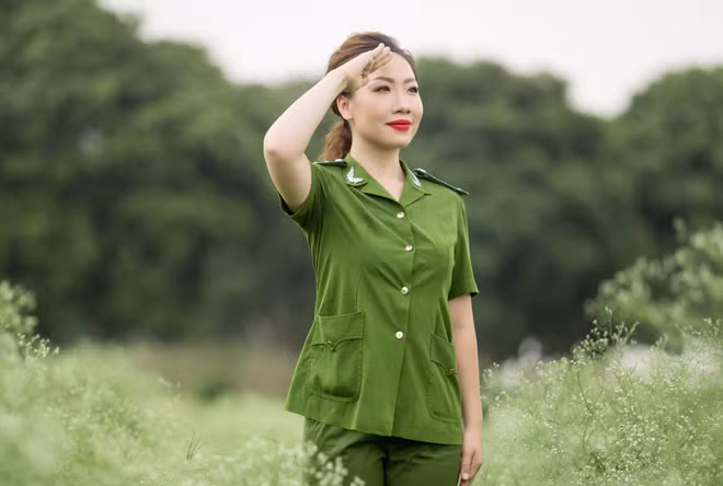 Ca sĩ Nguyễn Hiền Anh.