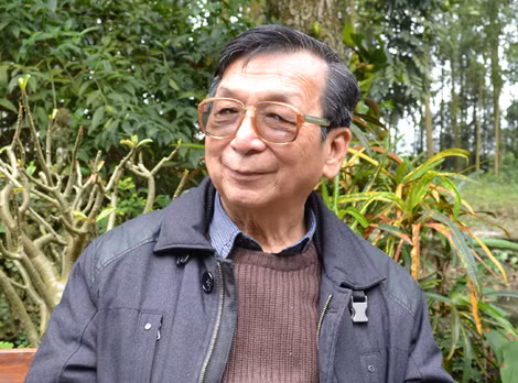 Giáo sư Trần Lâm Biền.