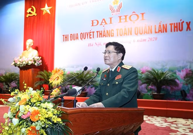 Đại tướng Ngô Xuân Lịch, Phó Bí thư Quân uỷ Trung ương, Bộ trưởng Bộ Quốc phòng phát biểu. (Ảnh: Dương Giang/TTXVN)