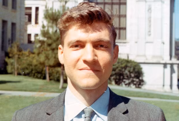 Tên khủng bố Theodore Kaczynski. Tên khủng bố Theodore Kaczynski.
