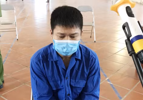 Bị can Huy tại phiên tòa.