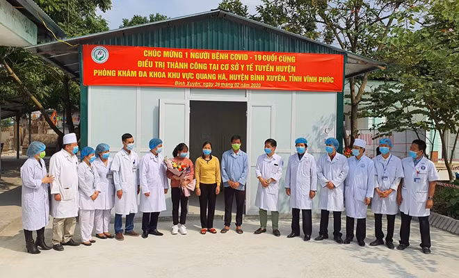 Ca bệnh cuối cùng mắc COVID-19 của Việt Nam đã khỏi bệnh, xuất viện. Ca bệnh cuối cùng mắc COVID-19 của Việt Nam đã khỏi bệnh, xuất viện.