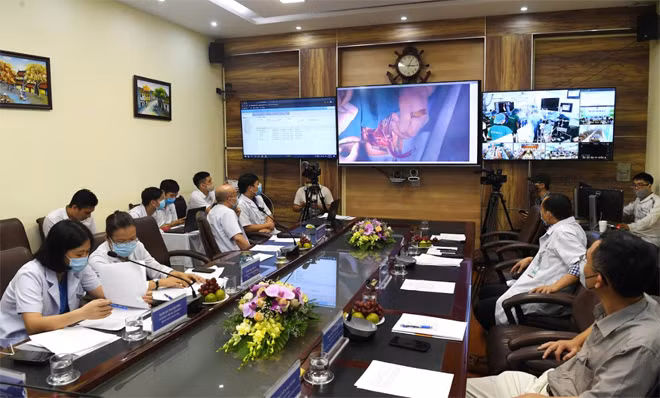 Khám chữa bệnh từ xa - Bệnh viện Tim.