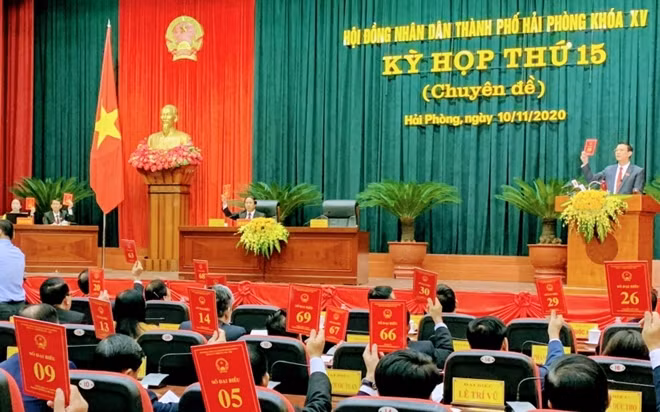 Kỳ họp chuyên đề thực hiện công tác nhân sự TP Hải Phòng.