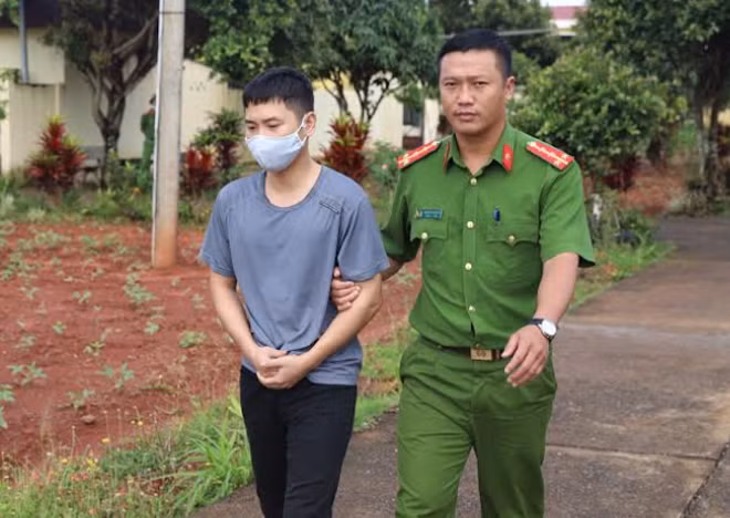 Lã Đắc Hải tại cơ quan Công an.