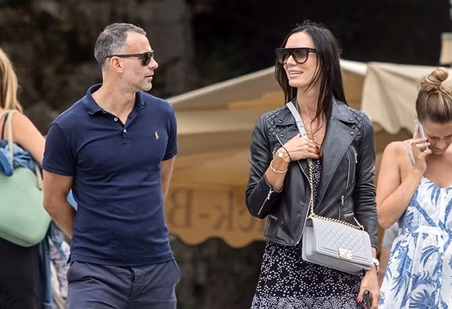 Giggs lại vướng bê bối chốn hậu trường.