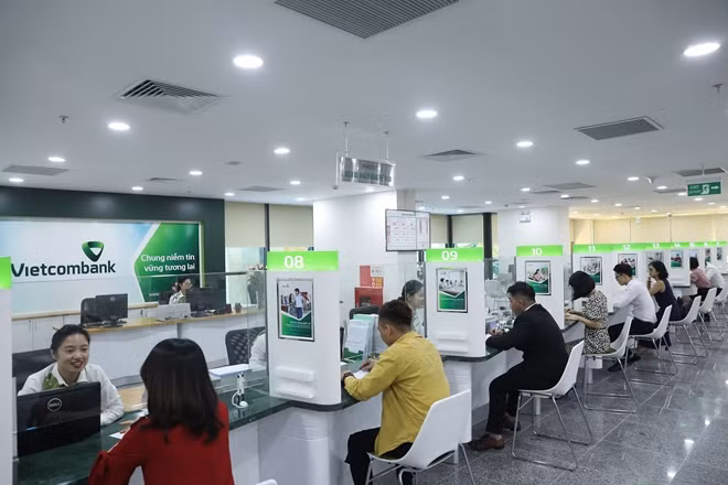 Nâng hạn mức bảo hiểm tiền gửi để hợp với chuẩn thông lệ quốc tế.