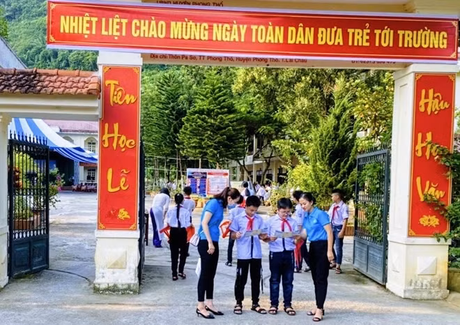 Bảo hiểm xã hội tỉnh Lai Châu đẩy mạnh truyền thông BHYT trong năm học mới.