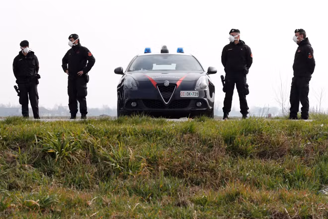 Cảnh sát Italy tăng cường các hoạt động chống mafia trong mùa dịch COVID-19. Ảnh: Getty. Cảnh sát Italy tăng cường các hoạt động chống mafia trong mùa dịch COVID-19. Ảnh: Getty.