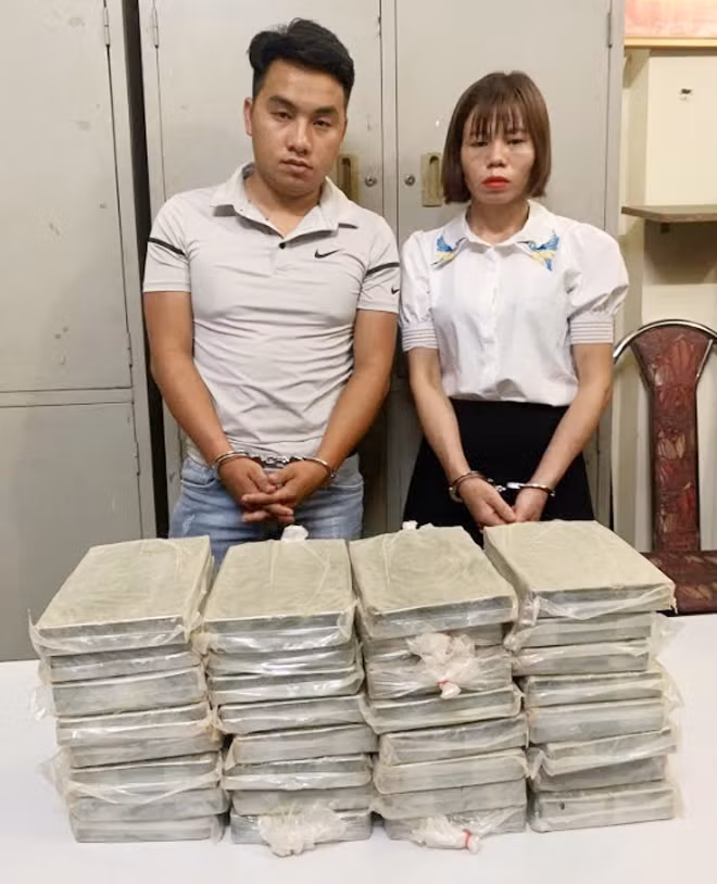 Sầu, Thủy cùng 32 bánh heroin.