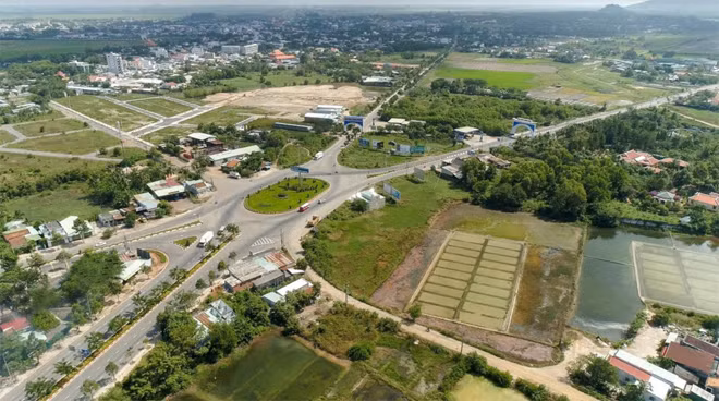 Nhờ đòn bẩy hạ tầng giao thông đồng bộ, hiện đại của tỉnh Bà Rịa - Vũng Tàu cũng như khu vực, bất động sản Hồ Tràm đang có nhiều cơ hội bứt phá mạnh mẽ.