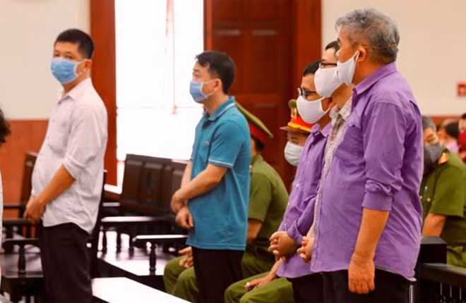 Tạm dừng xét xử các phiên toà đến hết tháng 3/2020. Tạm dừng xét xử các phiên toà đến hết tháng 3/2020.