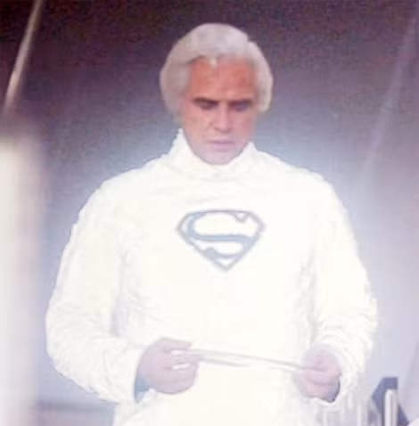 M. Brando trong “Superman”. M. Brando trong “Superman”.