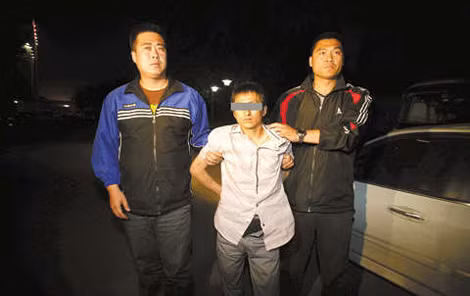 Thạch Bá Khôi khi bị bắt.