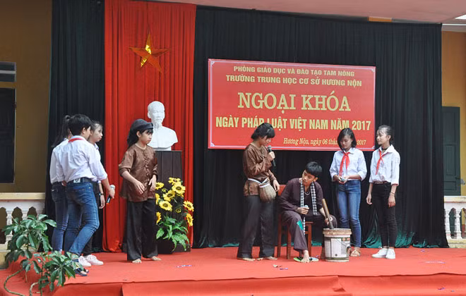 Cần tổ chức nhiều buổi ngoại khóa để trang bị kiến thức cho trẻ em phòng chống bị xâm hại.