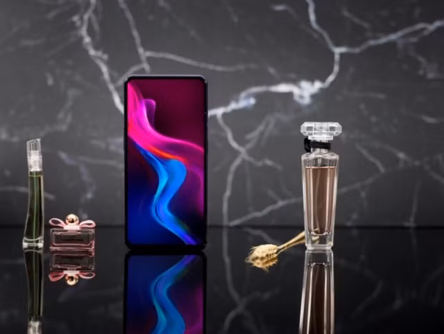 Vsmart Active 3 là mẫu điện thoại có màn hình lớn nhất từ trước đến nay của VinSmart. Vsmart Active 3 là mẫu điện thoại có màn hình lớn nhất từ trước đến nay của VinSmart.