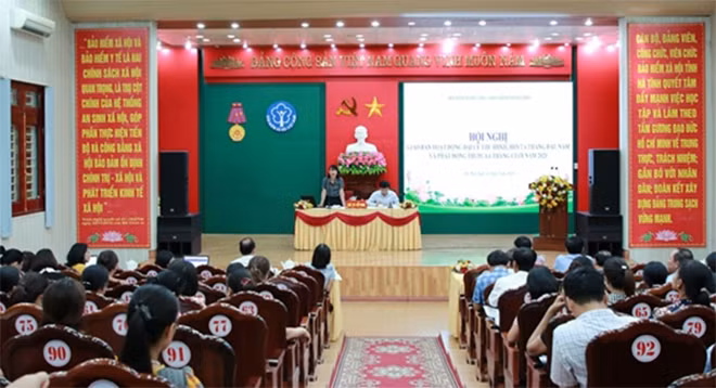 Hội nghị giao ban Đại lý thu BHXH, BHYT trên địa bàn tỉnh Hà Tĩnh.