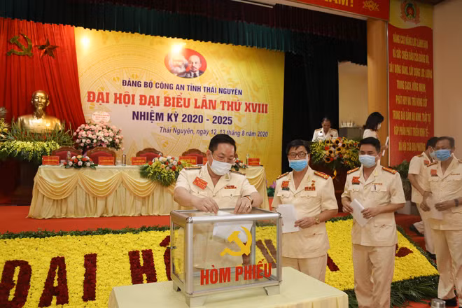 Đại hội bỏ phiếu bầu Ban chấp hành nhiệm kỳ 2020-2025.