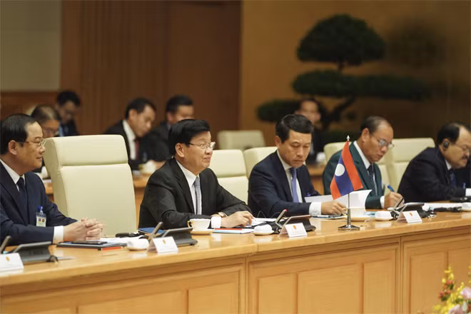 Đoàn cấp cao Chính phủ CHDCND Lào dự kỳ họp. Ảnh: VGP/Quang Hiếu Đoàn cấp cao Chính phủ CHDCND Lào dự kỳ họp. Ảnh: VGP/Quang Hiếu