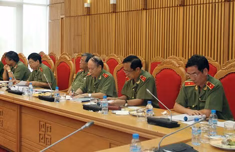 Các đại biểu tham dự hội thảo.