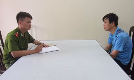 Cơ quan Công an lấy lời khai của đối tượng Ứng Hoài Nam. Cơ quan Công an lấy lời khai của đối tượng Ứng Hoài Nam.