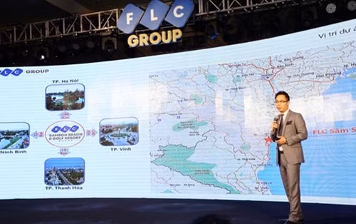 Ông Đặng Tất Thắng, Phó tổng giám đốc Tập đoàn FLC giới thiệu về căn hộ khách sạn À la carte Sầm Sơn và biệt thự biển FLC L’Amoura.