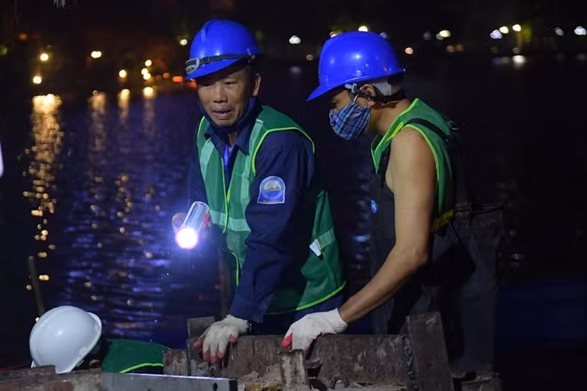 Đơn vị thi công phải trả lại nguyên trạng mặt bằng sau khi thi công để không làm ảnh hưởng đến cảnh quan của hồ.