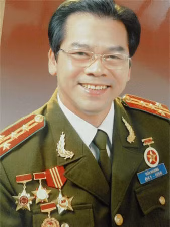 NSƯT Trần Nhượng.