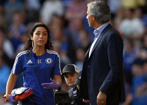 Mourinho và nữ bác sĩ Caneiro.
