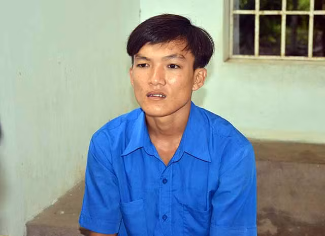 Nguyễn Văn Nghĩa tại Cơ quan điều tra. Nguyễn Văn Nghĩa tại Cơ quan điều tra.