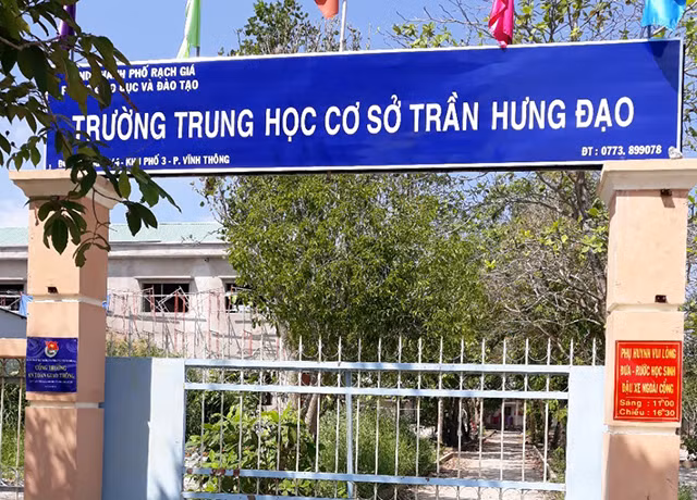 Trường THCS Trần Hưng Đạo, nơi xảy ra vụ việc. Trường THCS Trần Hưng Đạo, nơi xảy ra vụ việc.