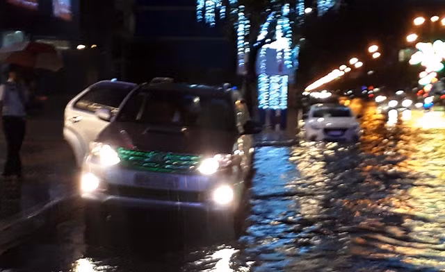 Taxi là phương tiện được lựa chọn.