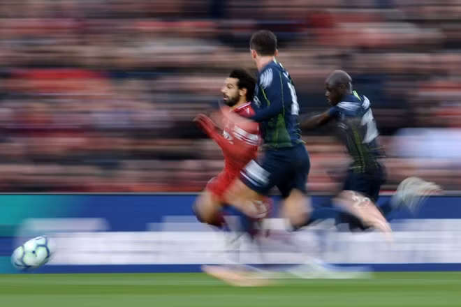 Laporte đua tốc độ với Salah của Liverpool