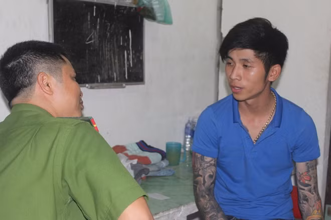 Đối tượng Tú tại cơ quan Công an.