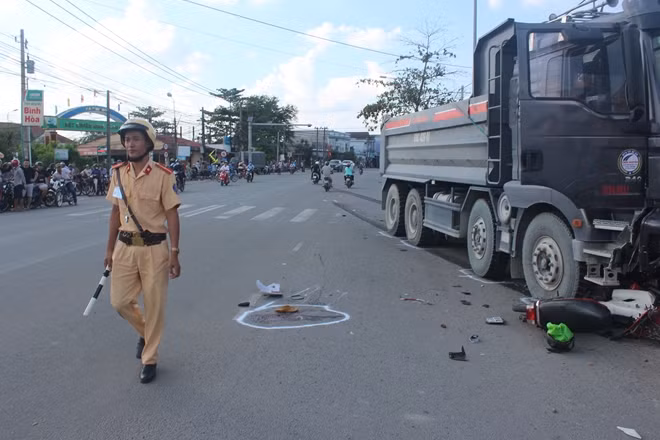 Hiện trường xảy ra vụ tai nạn thương tâm.