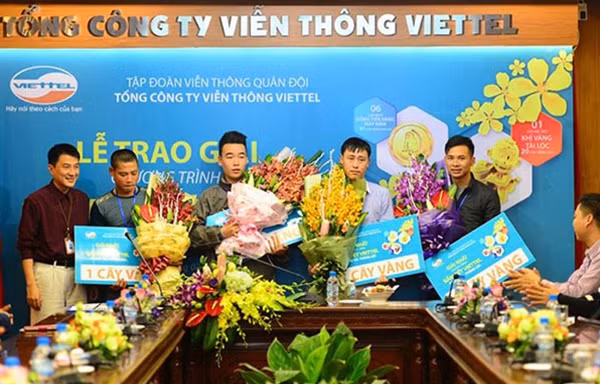 Khách hàng trúng giải nhất.