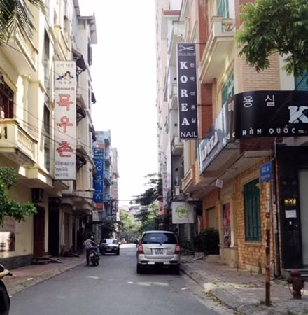 Một góc "phố Hàn Quốc" tại Hà Nội.