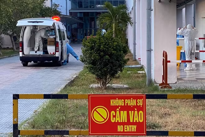 Hiện cơ sở 2 BV Trung ương Huế đang điều trị 18 trường hợp dương tính COVID-19.