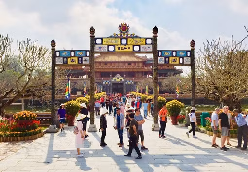 Huế tạm hoãn đón khách du lịch tại di tích, bảo tàng, danh lam thắng cảnh