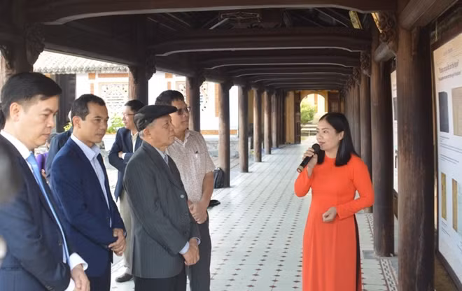 Triển lãm “Tết Hoàng cung” qua mộc bản triều Nguyễn nhằm giúp du khách đến với Đại Nội Huế hiểu hơn về phong tục Tết xưa trong Hoàng cung.