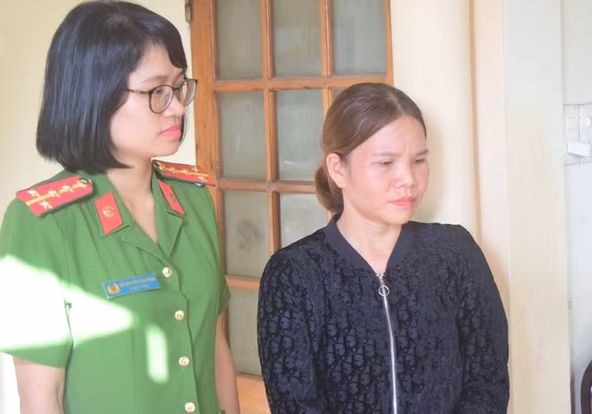 Đối tượng Trần Thị Thảo, Giám đốc DNTN Bảo Thi mua bán trái phép hóa đơn chứng từ để thu lợi bất chính.