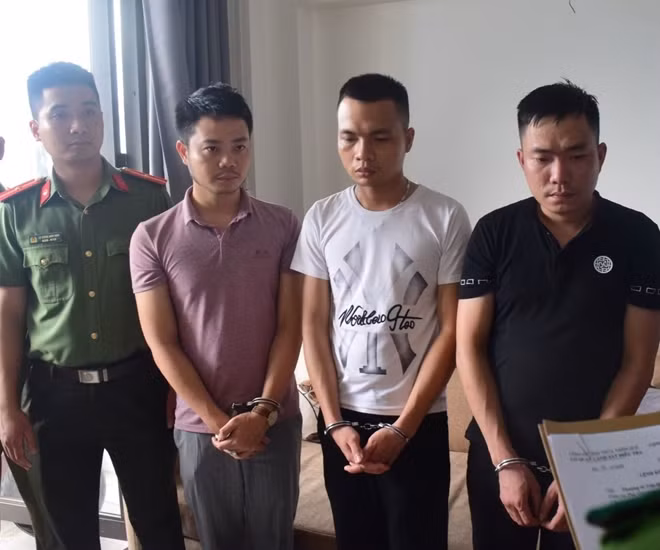 3 đối tượng trong đường dây lừa đảo qua mạng.