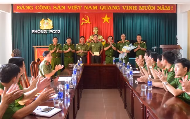 Thư khen lực lượng tham gia bắt 126.000 viên ma túy tổng hợp ảnh 3