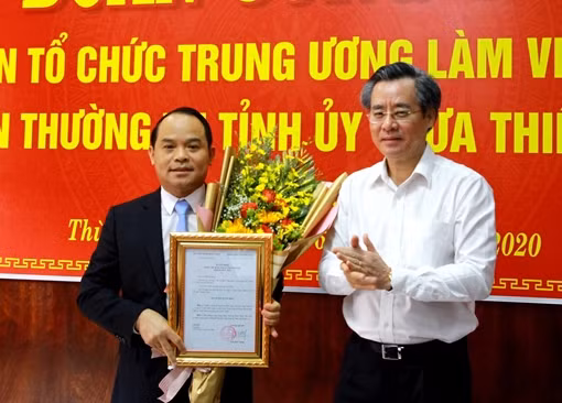 Chuẩn y Đại tá Nguyễn Quốc Đoàn giữ chức Phó Bí tỉnh uỷ Thừa Thiên Huế