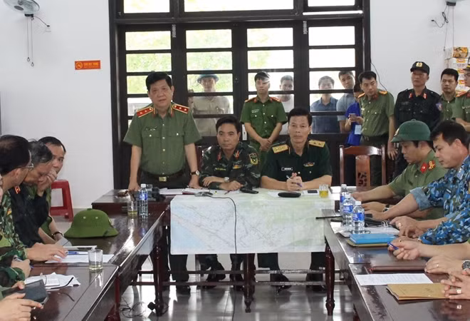 Thứ trưởng Nguyễn Văn Sơn phát biểu tại buổi làm việc.