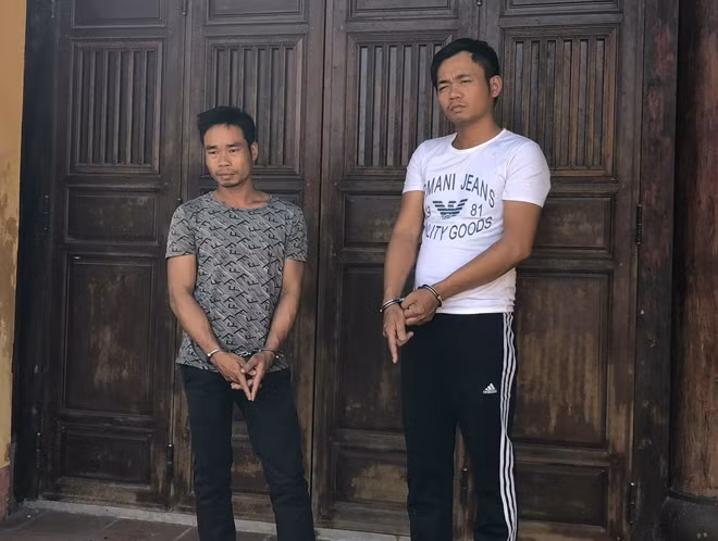 2 đối tượng Trần Hữu Chí và Lê Viết Tửu. 2 đối tượng Trần Hữu Chí và Lê Viết Tửu.