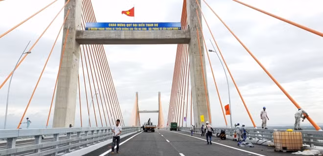 Chủ đầu tư xin thu phí cầu Bạch Đằng từ 1-10