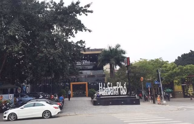 Cuối năm 2017, Phó Thủ tướng thường trực Trương Hòa Bình chỉ đạo UBND TP Hà Nội khẩn trương xử lý đối với đất sử dụng sai mục đích tại hai dự án cống hóa mương Phan Kế Bính. Cuối năm 2017, Phó Thủ tướng thường trực Trương Hòa Bình chỉ đạo UBND TP Hà Nội khẩn trương xử lý đối với đất sử dụng sai mục đích tại hai dự án cống hóa mương Phan Kế Bính.
