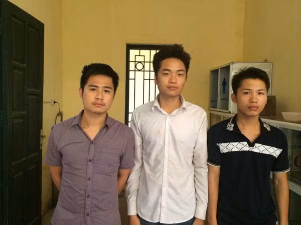 Thủ phạm hai vụ trộm két sắt. Thủ phạm hai vụ trộm két sắt.