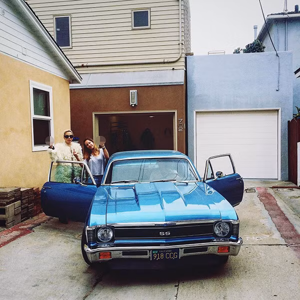 Chiếc Chevrolet Nova SS màu xanh tuyệt đẹp của Lady Gaga.